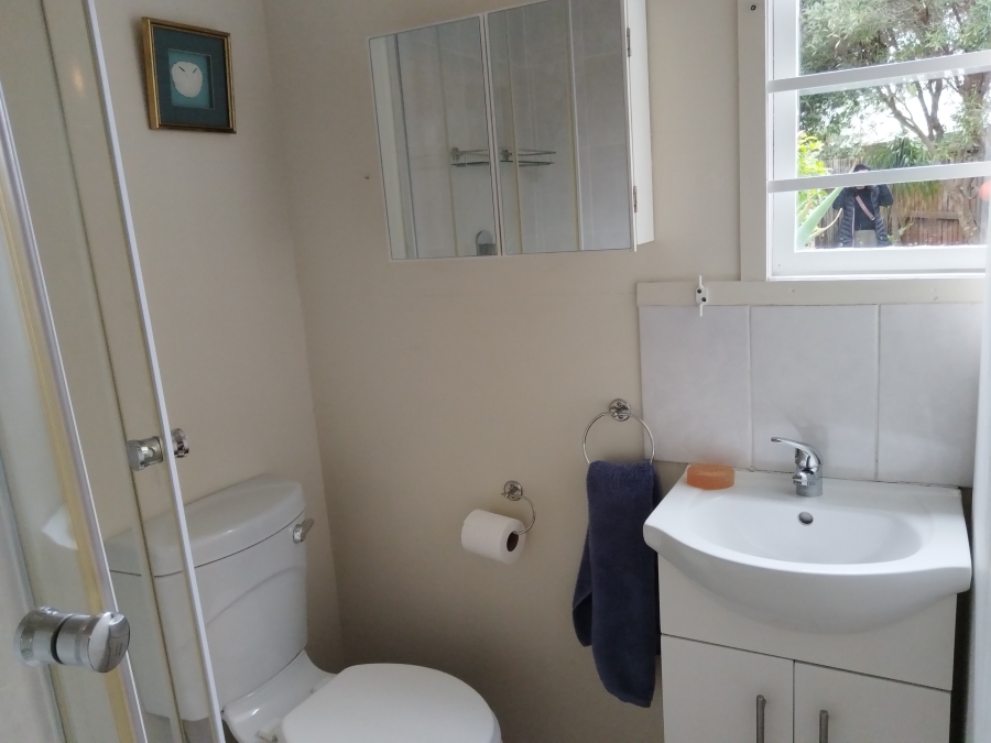 To Let 1 Bedroom Property for Rent in Kommetjie Western Cape